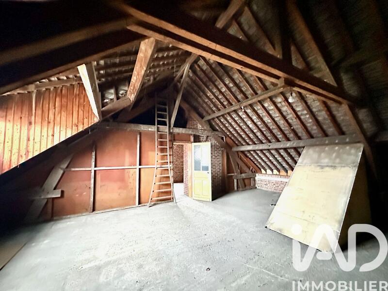 Maison - 300 m² - 14 pièces