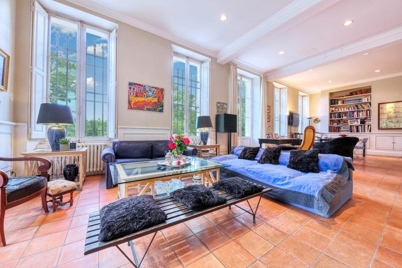 Maison de maîtres - 500 m² - 17 pièces