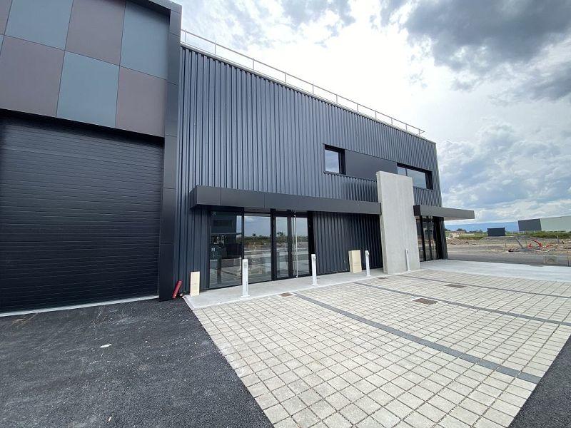 Local commercial - 186 m² - 2 pièces