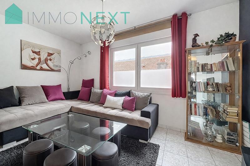 Maison - 95 m² - 5 pièces