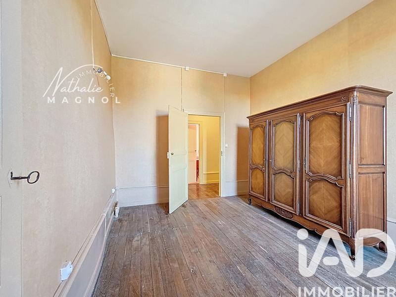 Maison - 197 m² - 8 pièces