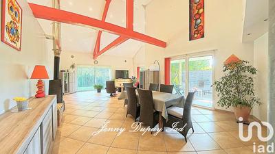 Maison de maîtres - 208 m² - 8 pièces