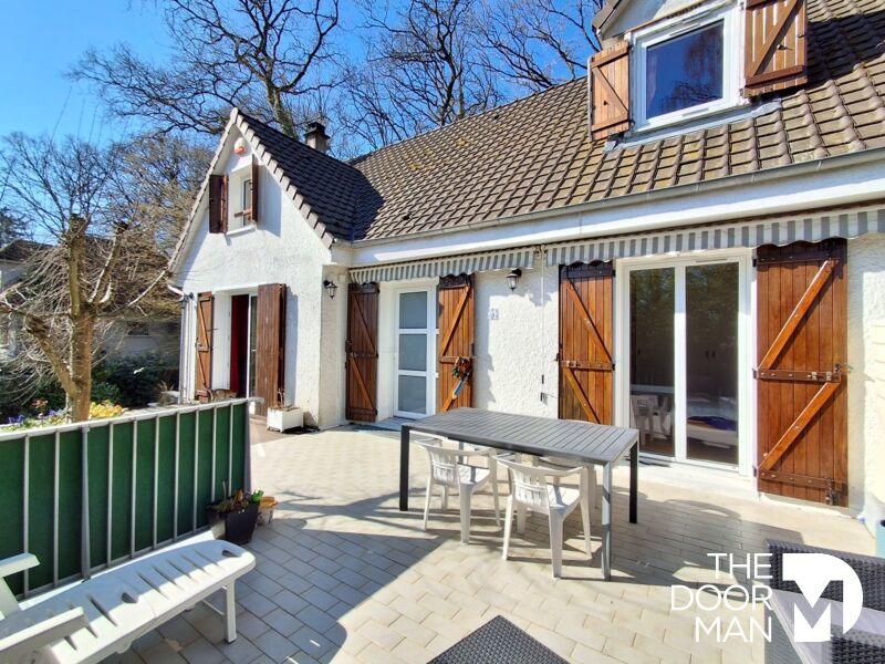 Maison - 107 m² - 6 pièces