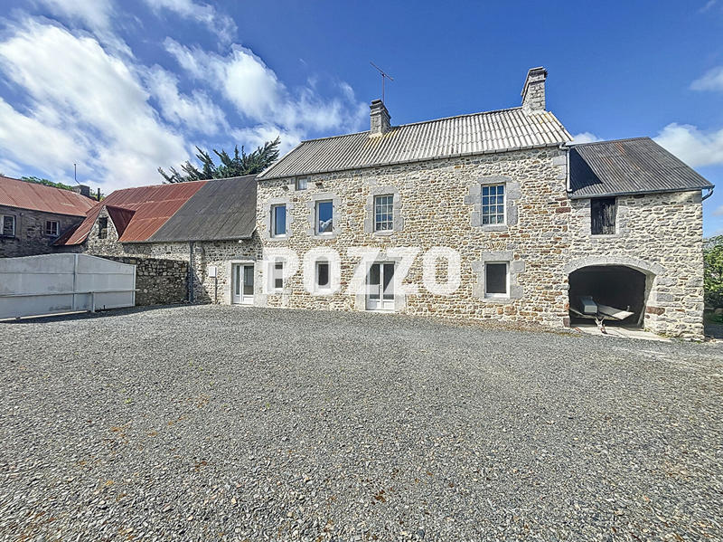 Maison - 134 m² - 9 pièces