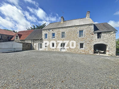 Maison - 134 m² - 9 pièces