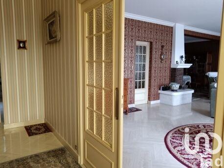 Maison - 231 m² - 13 pièces