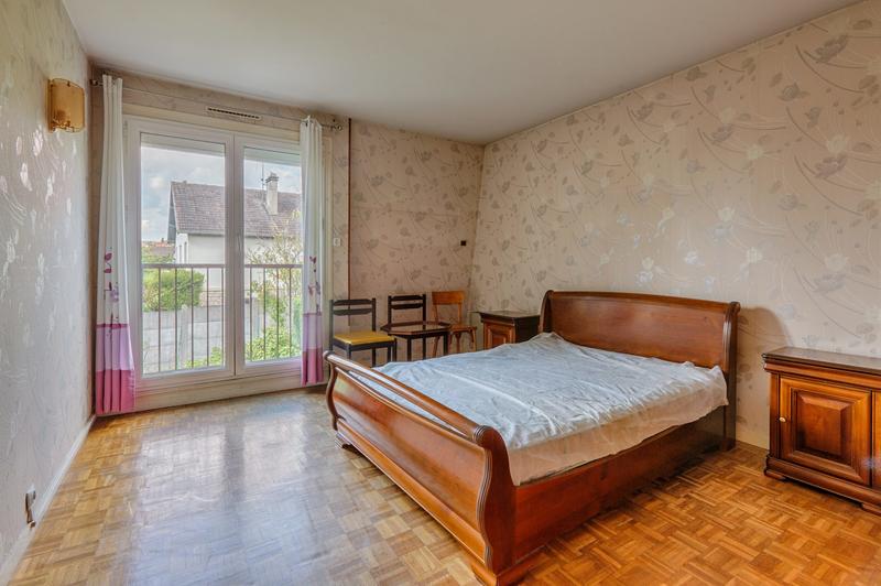 Maison - 97 m² - 6 pièces