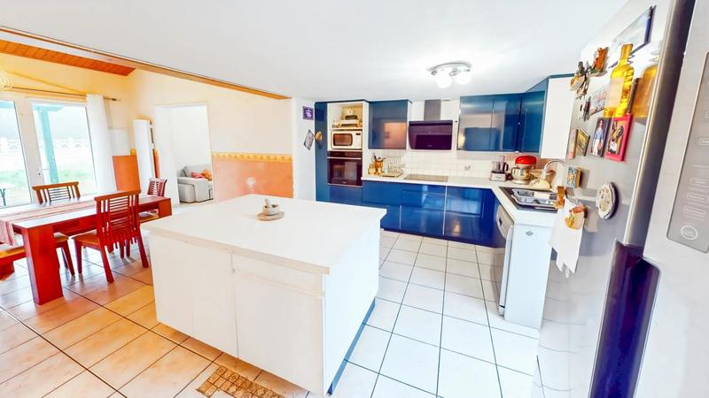 Maison - 87 m² - 4 pièces