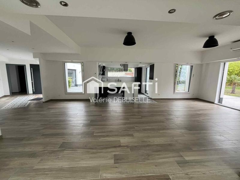 Maison - 162 m² - 6 pièces