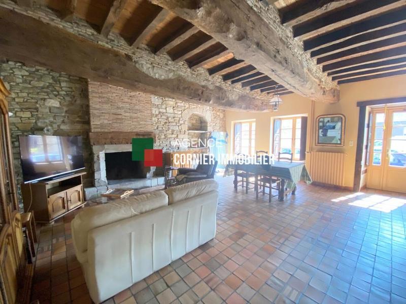 Longère - 222 m² - 7 pièces