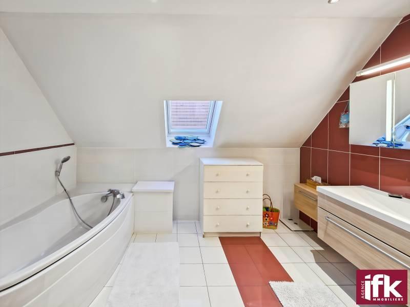 Maison - 156 m² - 5 pièces