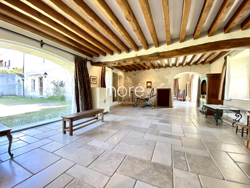 Maison - 300 m² - 10 pièces