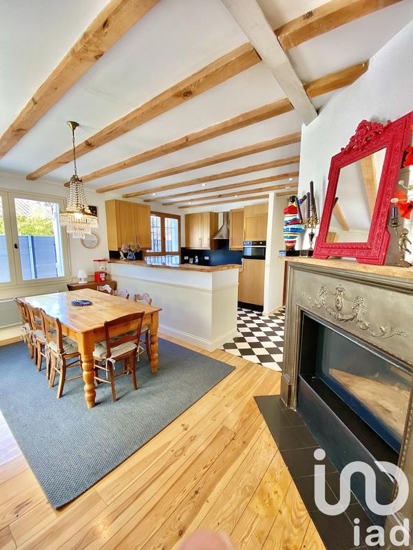 Maison - 215 m² - 7 pièces