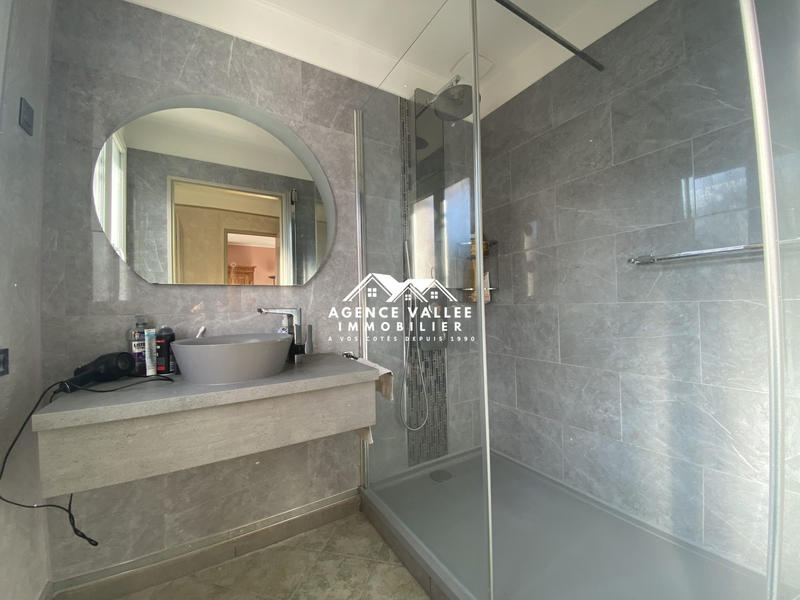 Maison - 115 m² - 6 pièces