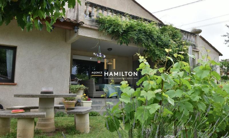 Villa - 234 m² - 6 pièces