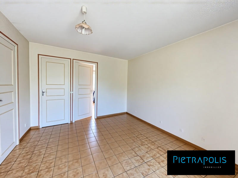 Appartement - 97 m² - 4 pièces