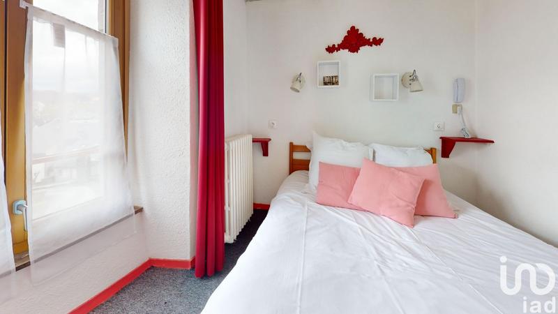 Local commercial - 606 m²