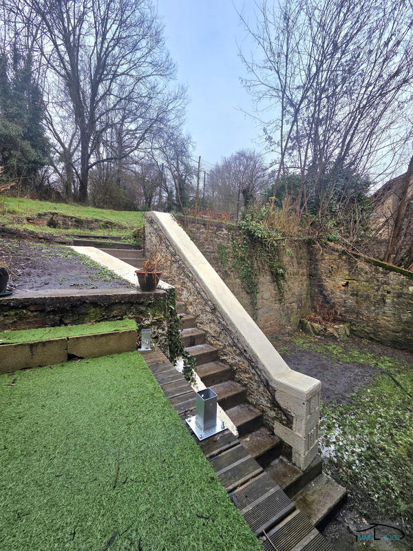 Maison - 105 m² - 4 pièces