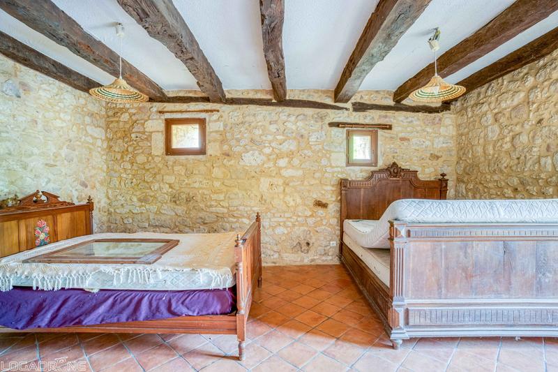 Maison traditionnelle - 126 m² - 6 pièces