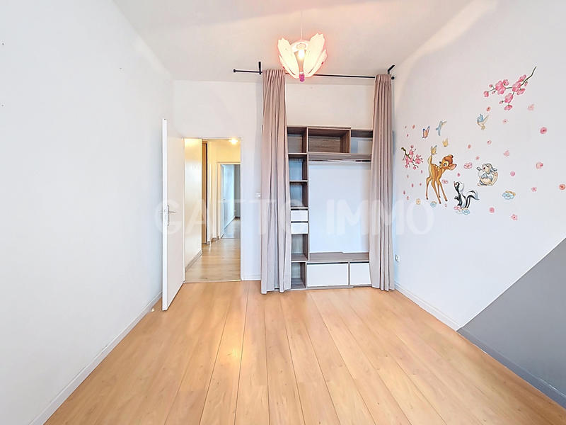 Appartement - 74 m² - 3 pièces