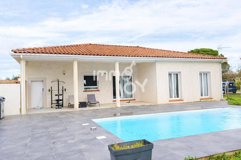 Maison - 96 m² - 4 pièces