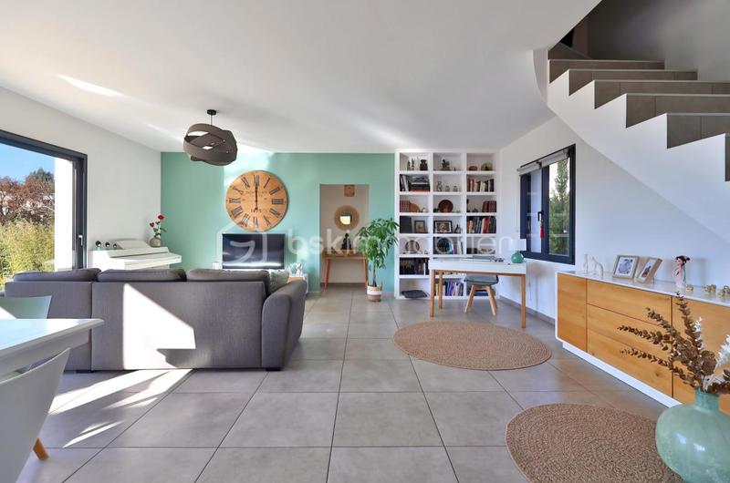 Villa - 147 m² - 6 pièces