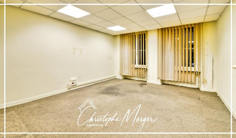 Local commercial - 95 m² - 3 pièces