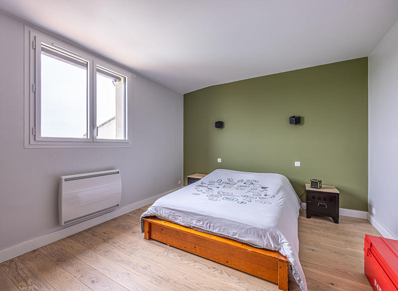 Maison - 207 m² - 7 pièces