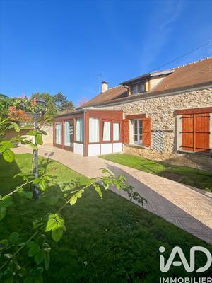 Maison - 105 m² - 5 pièces