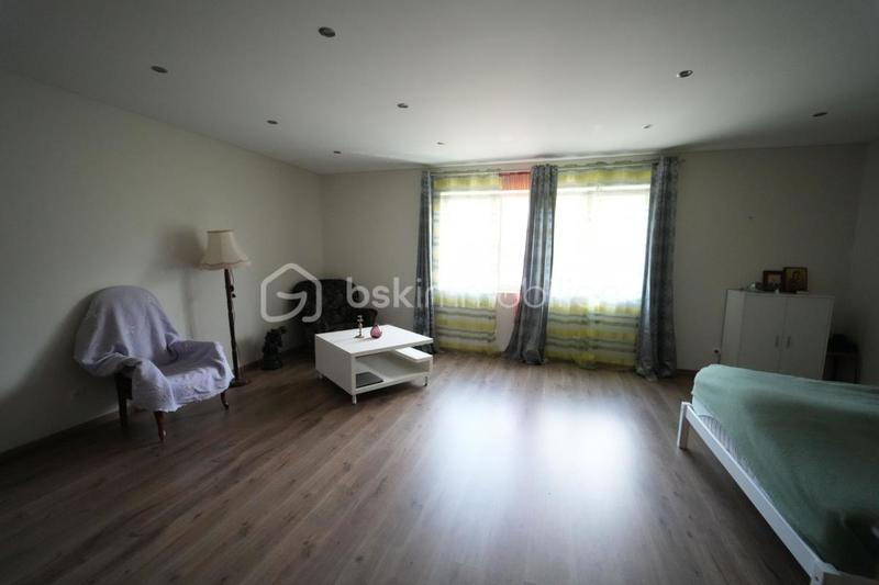 Maison d'architecte - 195 m² - 6 pièces