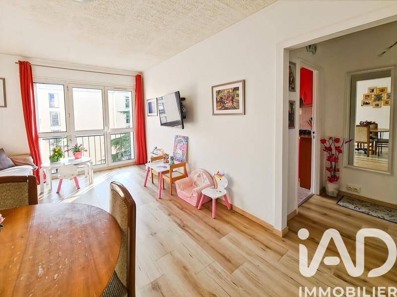 Appartement - 70 m² - 4 pièces