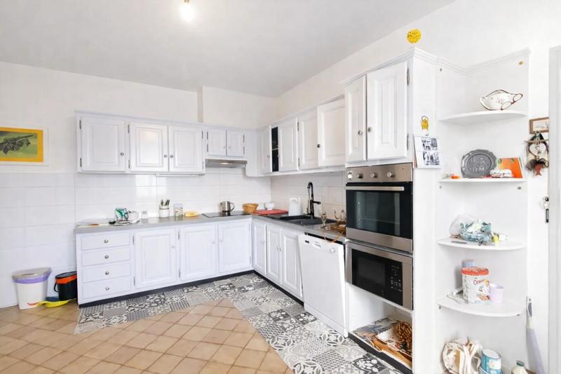 Maison - 151 m² - 8 pièces