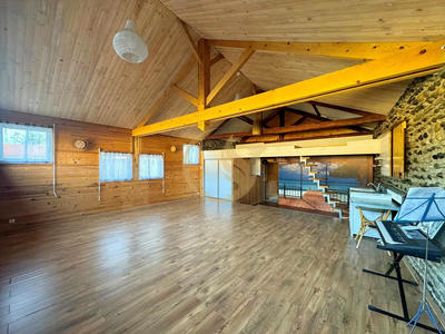 Maison - 141 m² - 5 pièces