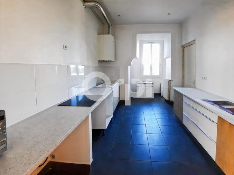 Appartement - 170 m² - 6 pièces