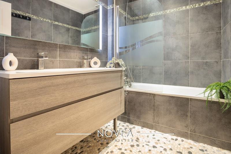 Appartement - 76 m² - 3 pièces