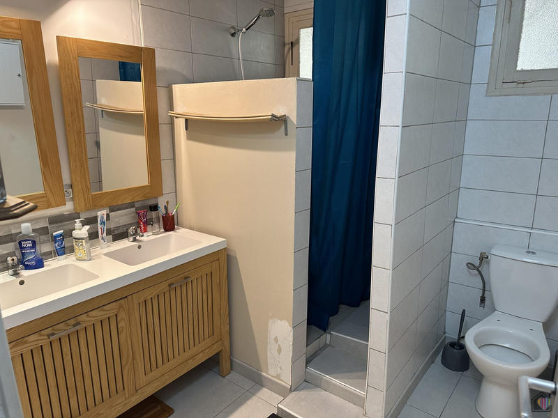 Appartement - 80 m² - 4 pièces