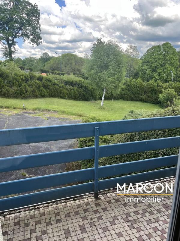 Maison - 225 m² - 7 pièces