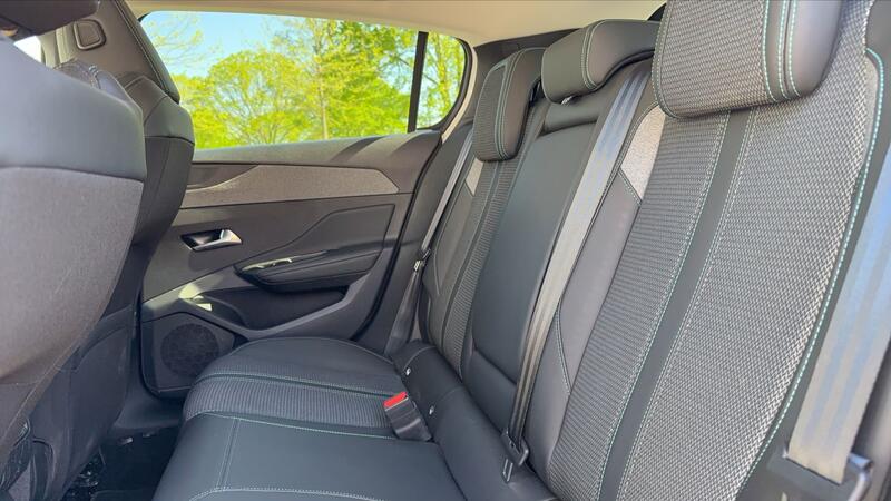 Peugeot 308 III 1.2 PureTech 130 Eat8 Allure Pack