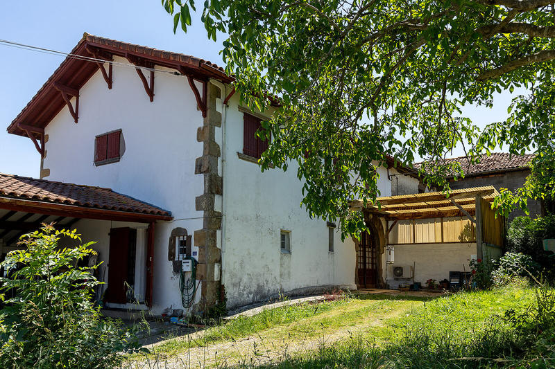 Maison - 142 m² - 7 pièces