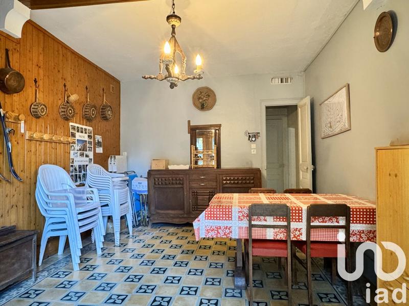 Châlet - 240 m² - 10 pièces