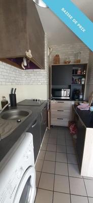 Studio - 30 m² - 1 pièce