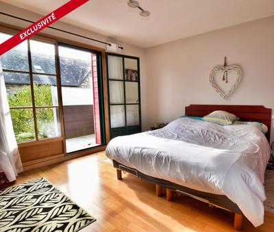 Maison - 166 m² - 6 pièces