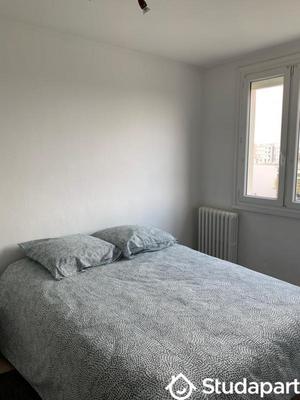 Chambre - 11 m² - 1 pièce