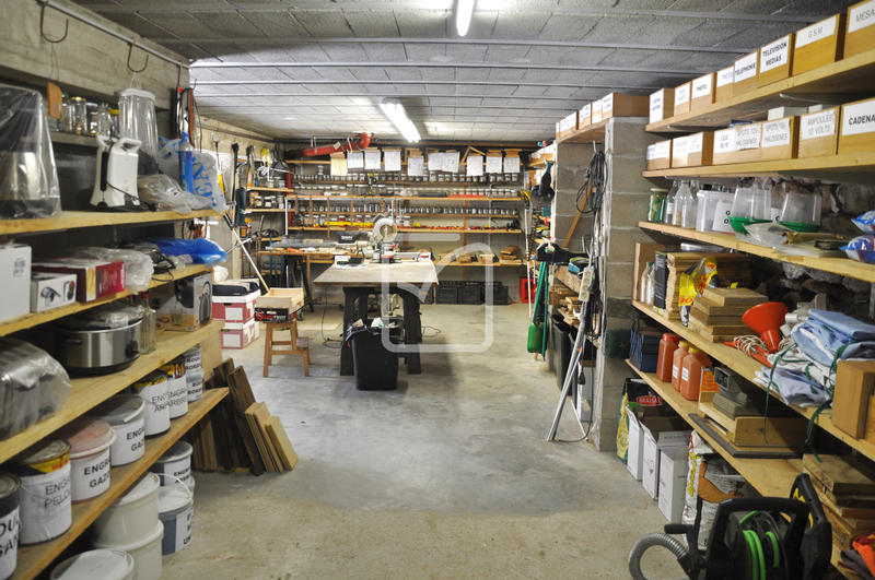 Maison - 298 m² - 12 pièces