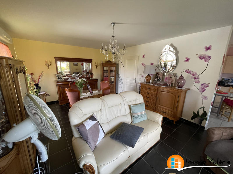 Appartement - 77 m² - 3 pièces