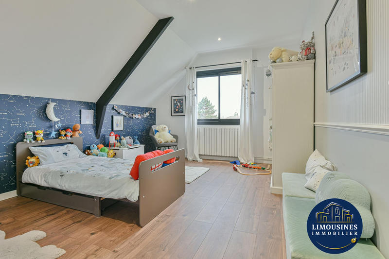 Villa - 322 m² - 11 pièces