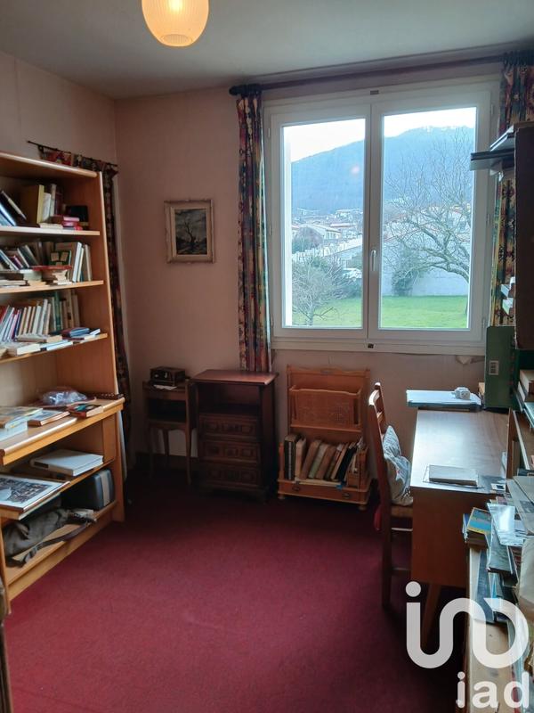 Maison - 142 m² - 8 pièces