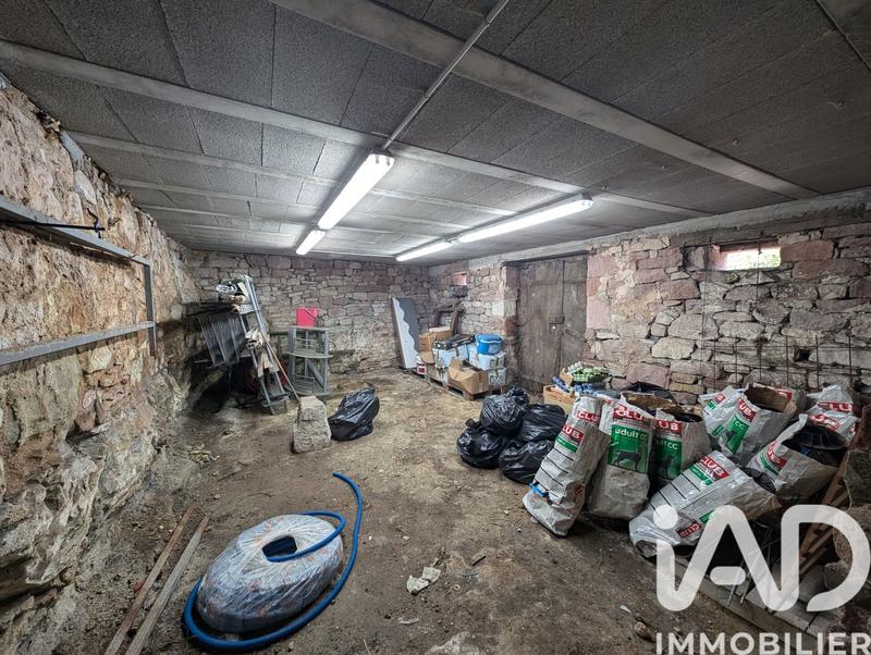 Maison - 180 m² - 5 pièces