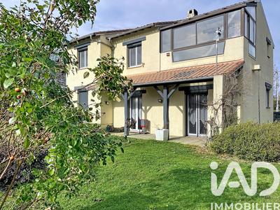 Maison de maîtres - 120 m² - 8 pièces