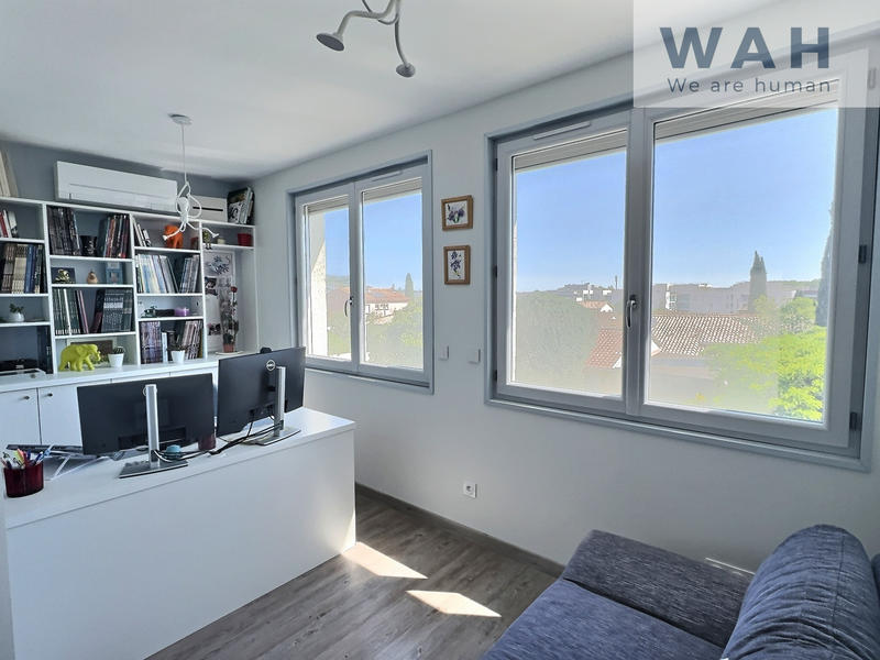 Appartement - 81 m² - 3 pièces